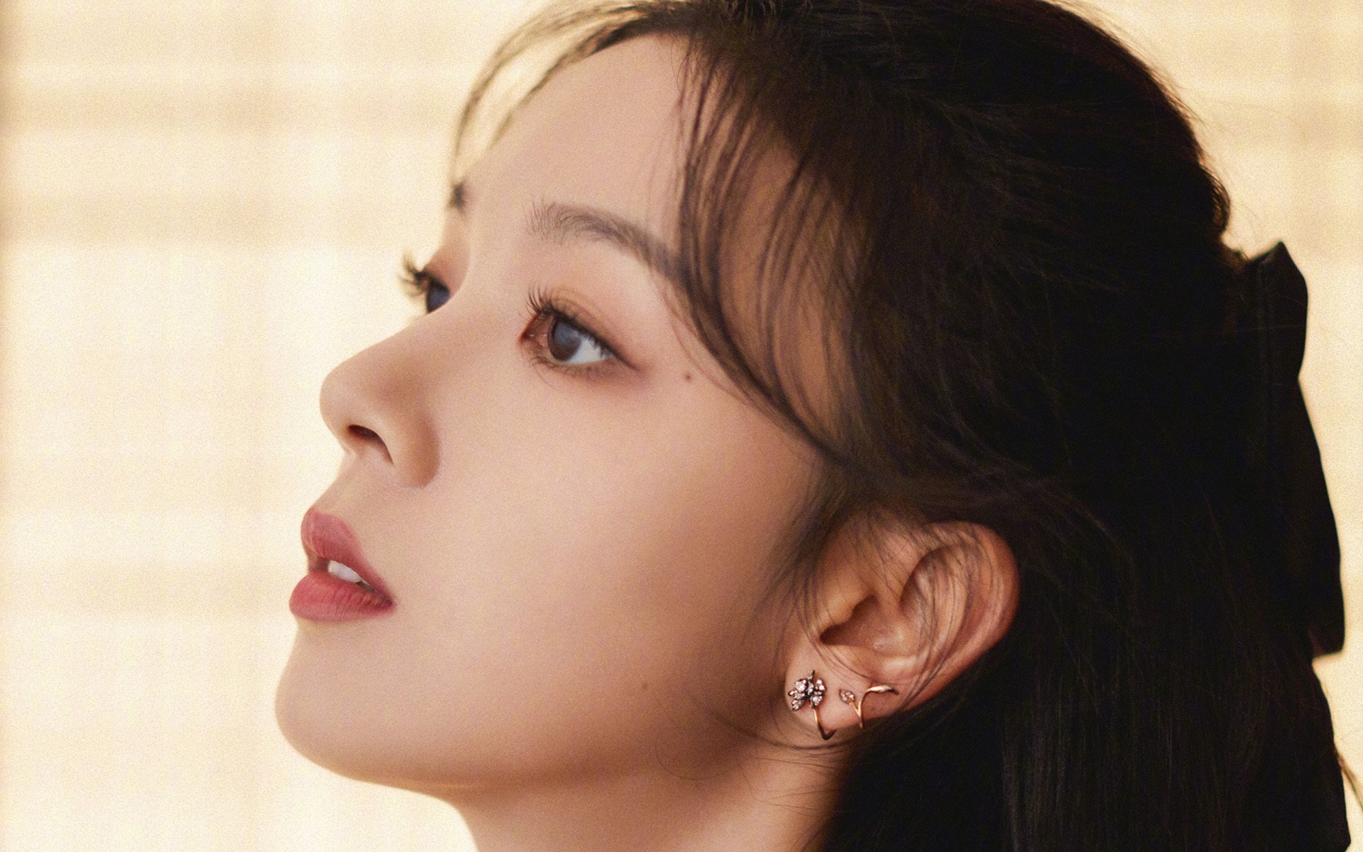 教练组临场调整迅速应对节奏变化，著名教练的临场发挥